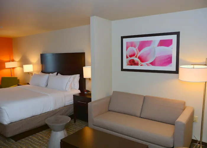 Holiday Inn Express Tomball By Ihg