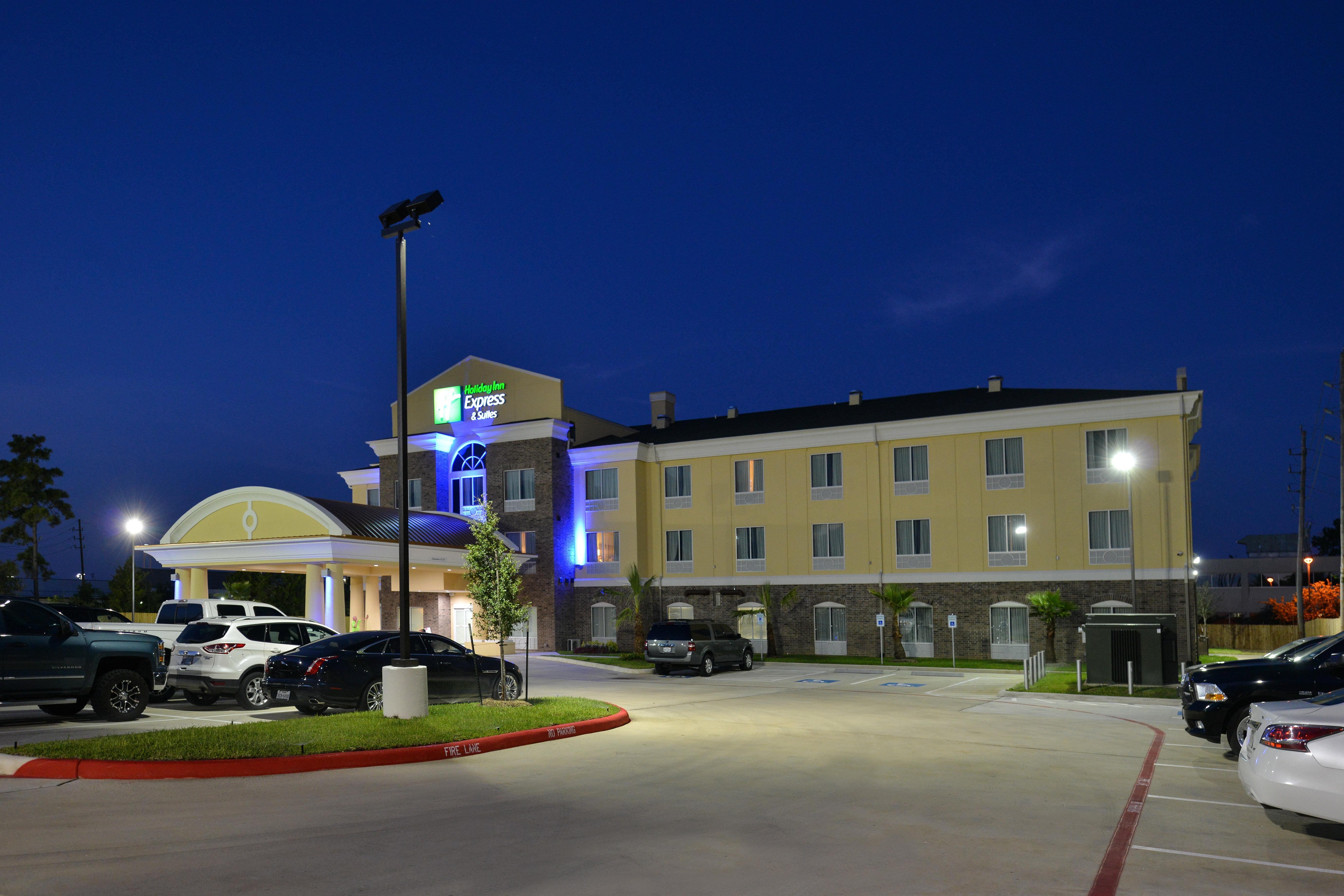 Express By Ihg Hotel Tomball
