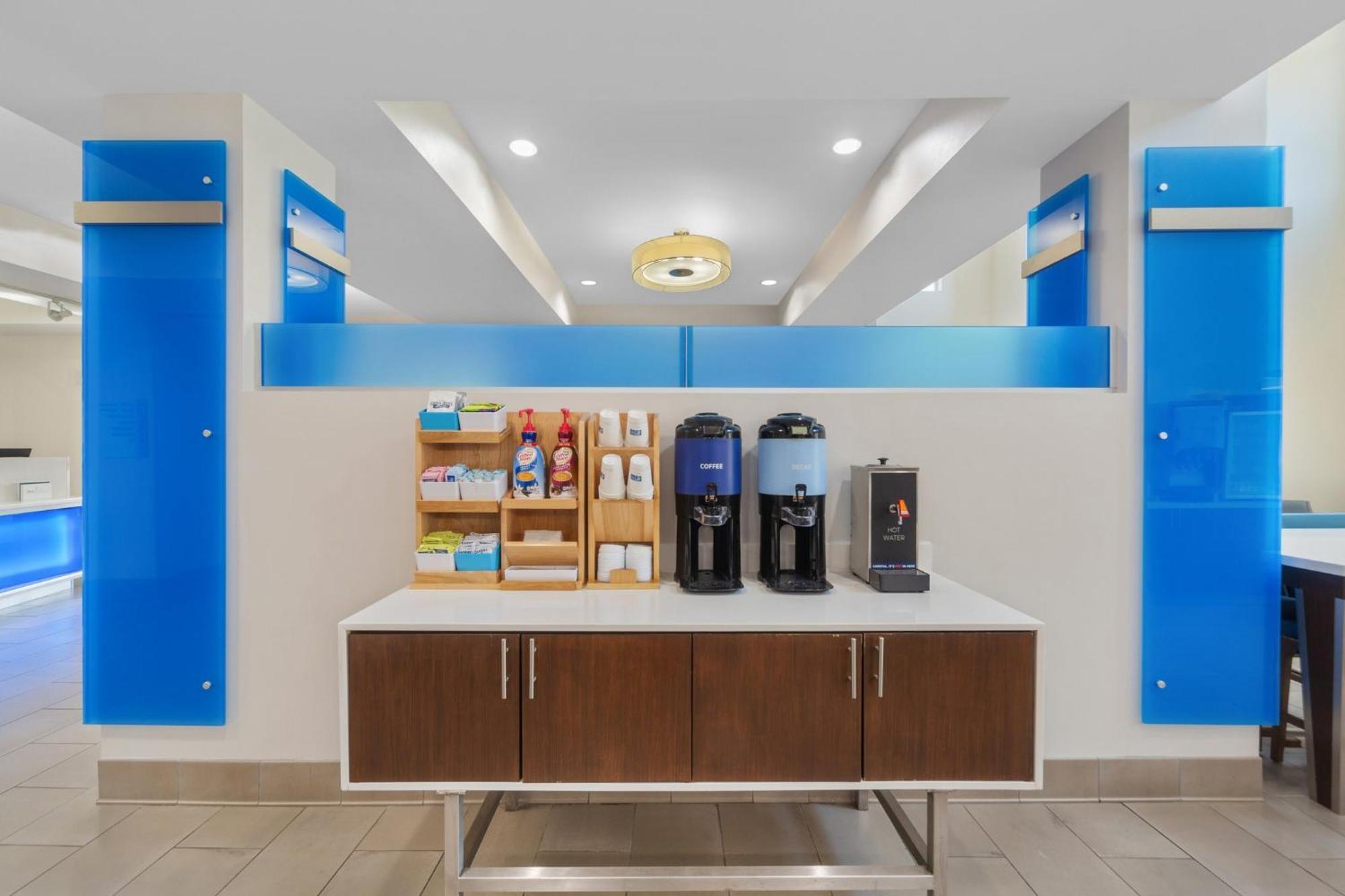 Express By Ihg Hotel
