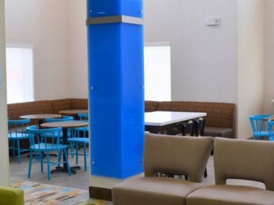 Hotel Express By Ihg Tomball