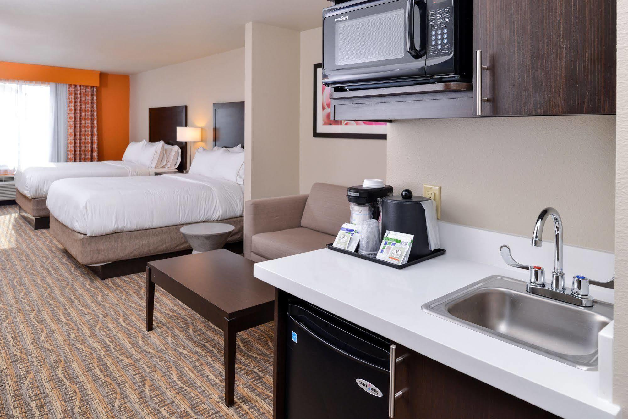 Express By Ihg 3* Tomball